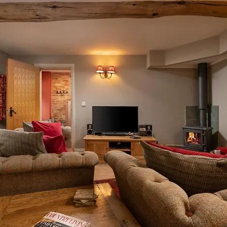 The Dovecote Tatil Evi *